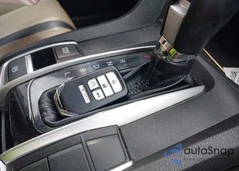 2017 Honda Civic Ex-L from USA, damaged, VIN 19XFC1F75HE023711